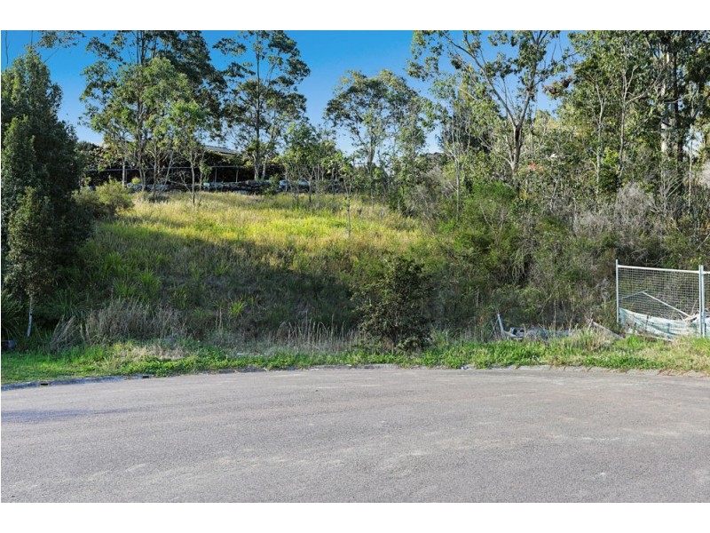 5 Fauna Place, Watanobbi NSW 2259