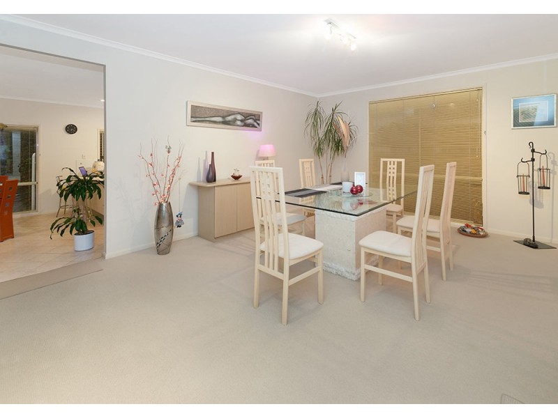 5 Barrington Drive, Woongarrah NSW 2259