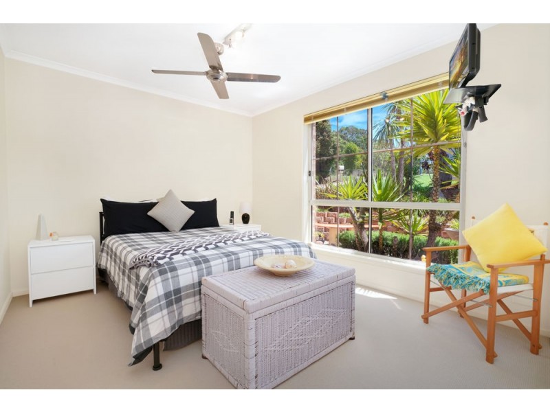 5 Barrington Drive, Woongarrah NSW 2259