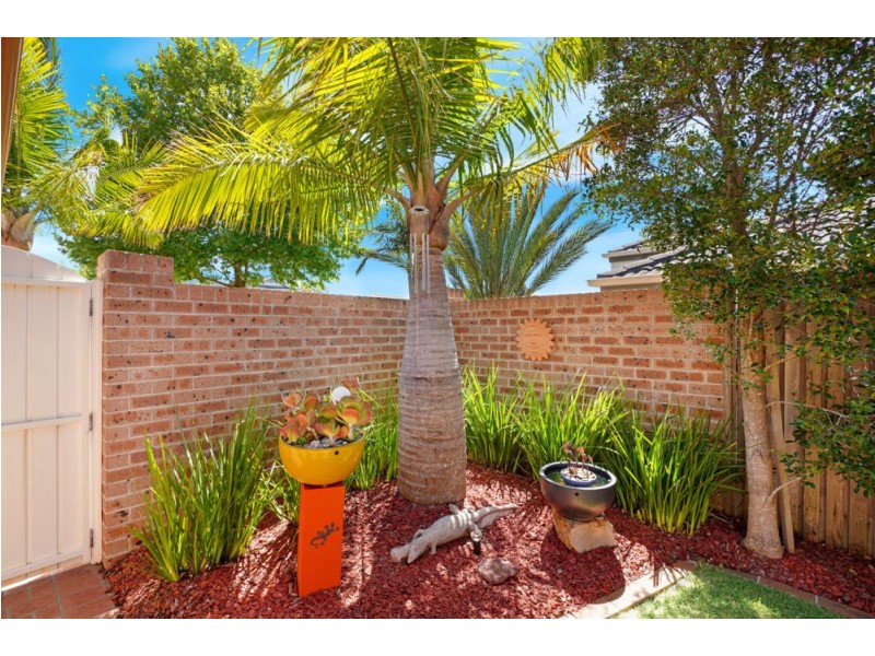 5 Barrington Drive, Woongarrah NSW 2259