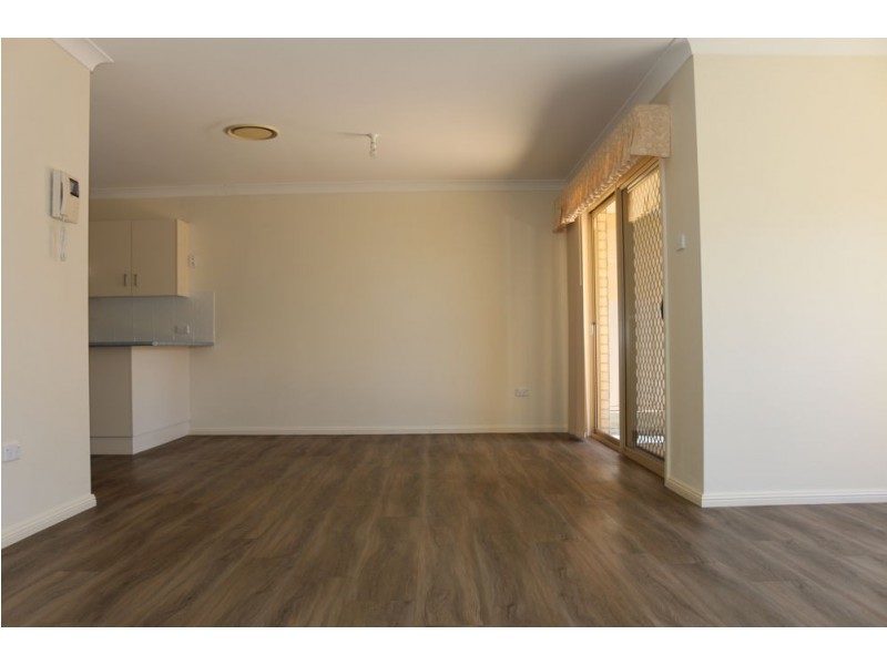 8a Leppington Street, Wyong NSW 2259