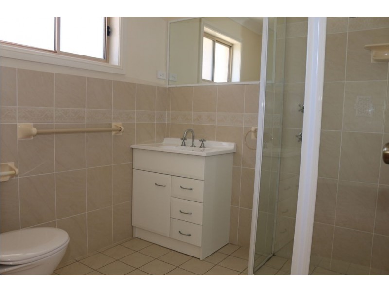 8a Leppington Street, Wyong NSW 2259