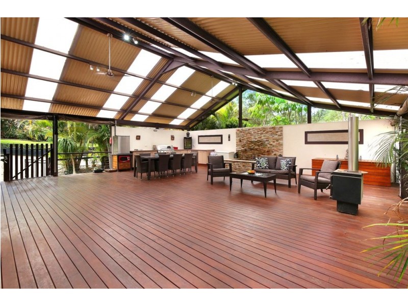 25 Treelands Drive, Jilliby NSW 2259