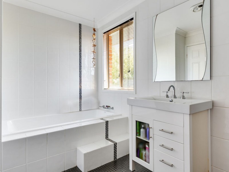 33 Forster Avenue, Watanobbi NSW 2259