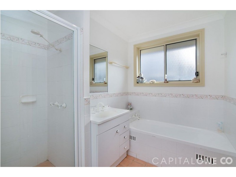 2/3 Kalulah Avenue, Gorokan NSW 2263