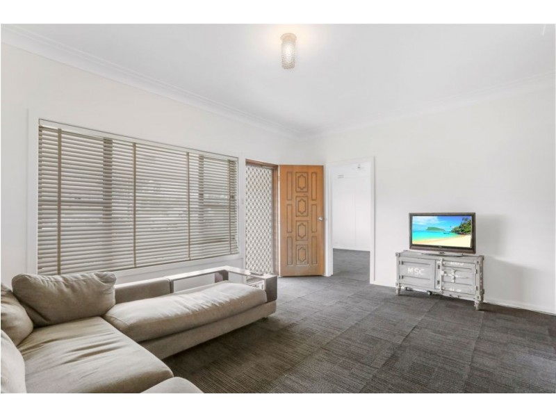 32 Hope Street, Wyong NSW 2259