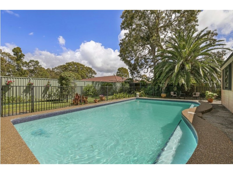 27 Craigie Avenue, Kanwal NSW 2259