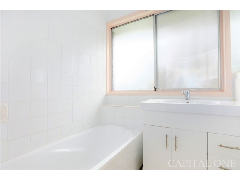 25 Stonehaven Ave, Watanobbi NSW 2259