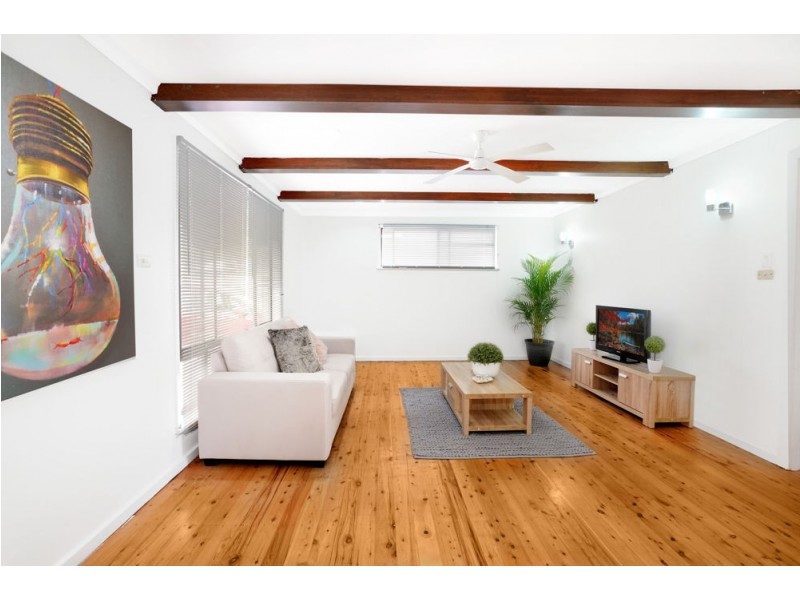 10 Cambridge Avenue, Kanwal NSW 2259