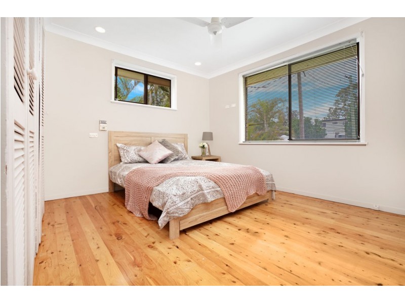 10 Cambridge Avenue, Kanwal NSW 2259