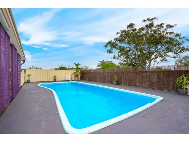 10 Cambridge Avenue, Kanwal NSW 2259