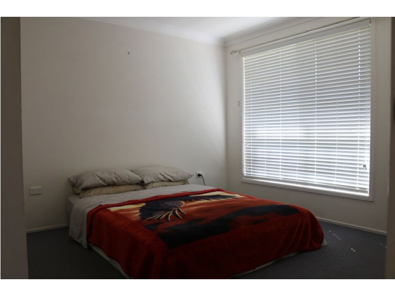 1 Pine Court, Blue Haven NSW 2262