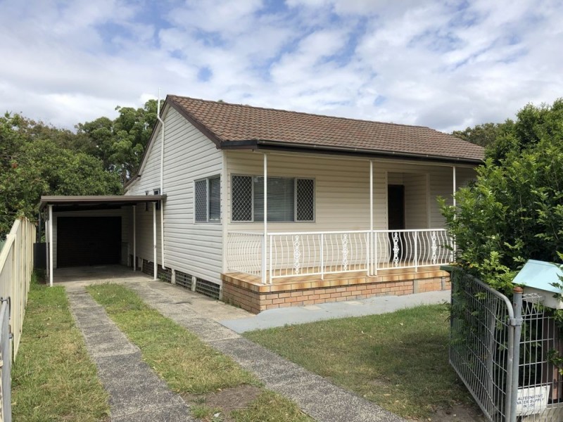 196 Buff Point Avenue, Buff Point NSW 2262