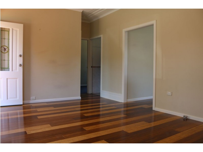 11 Kawana Avenue, Blue Haven NSW 2262