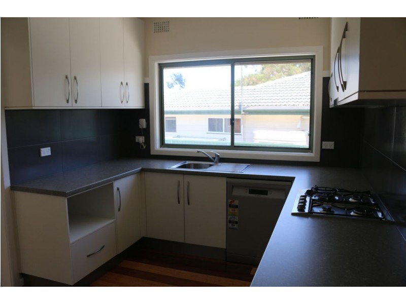 11 Kawana Avenue, Blue Haven NSW 2262