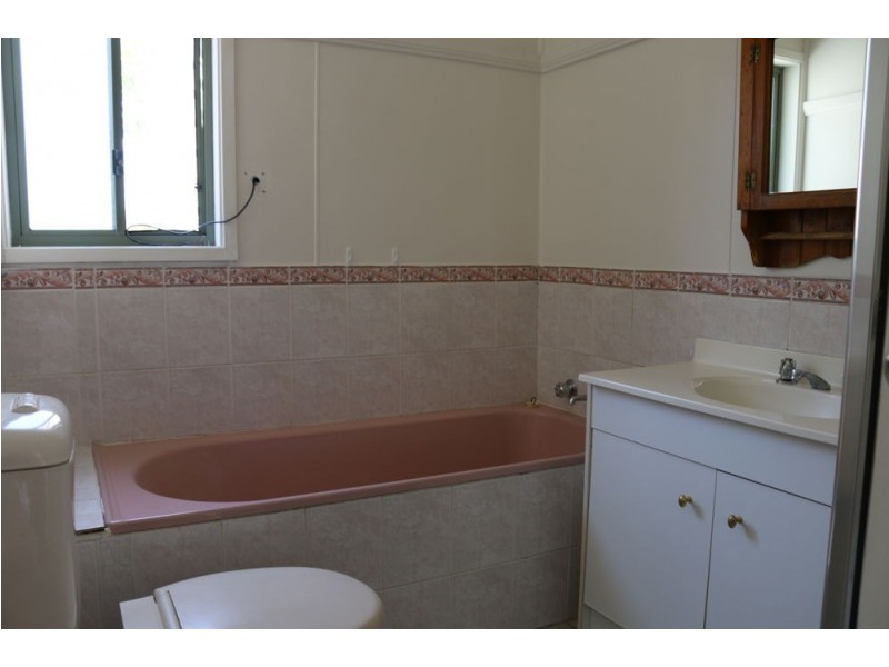 11 Kawana Avenue, Blue Haven NSW 2262