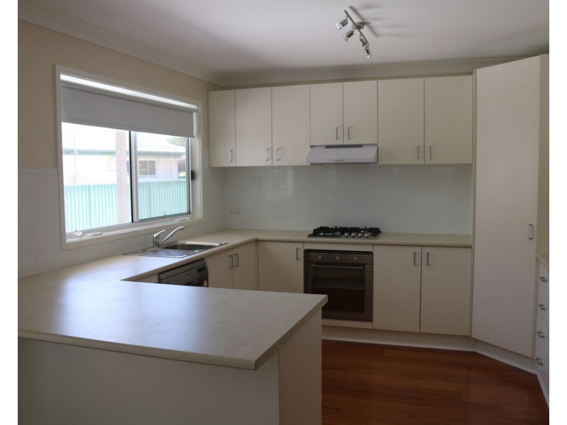 11a Kawana Avenue, Blue Haven NSW 2262