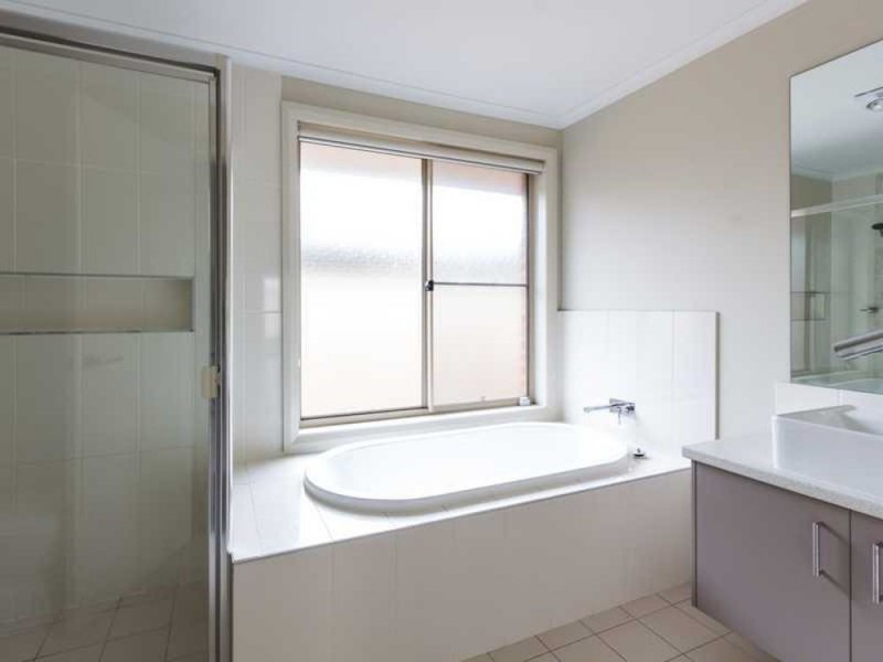 3 Woodcutters Road, Woongarrah NSW 2259