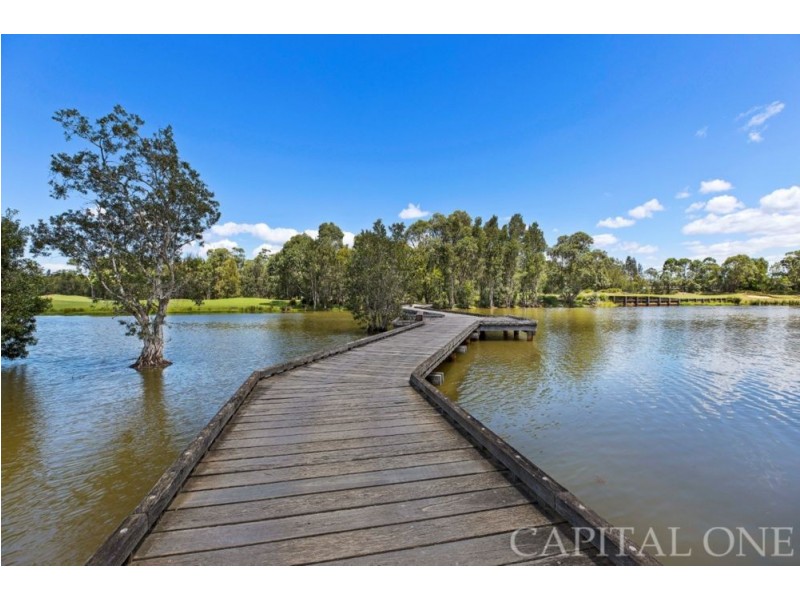 8 Irons Rd, Wyong NSW 2259