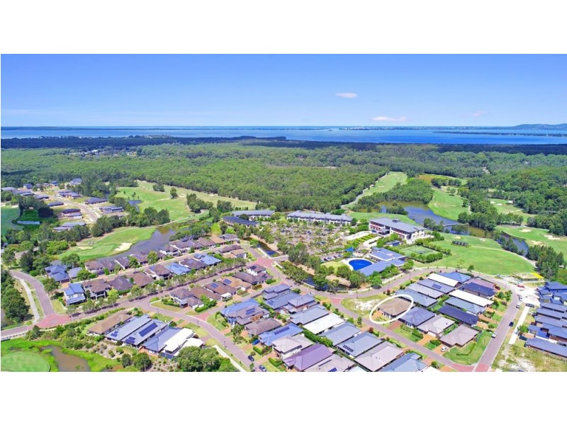 8 Irons Rd, Wyong NSW 2259