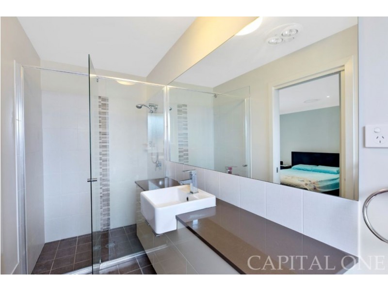 8 Irons Rd, Wyong NSW 2259