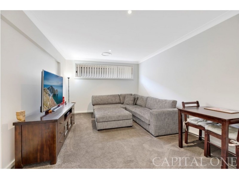 8 Irons Rd, Wyong NSW 2259