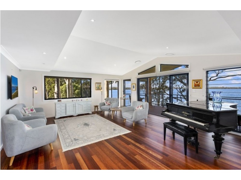 151 Panorama Avenue, Charmhaven NSW 2263