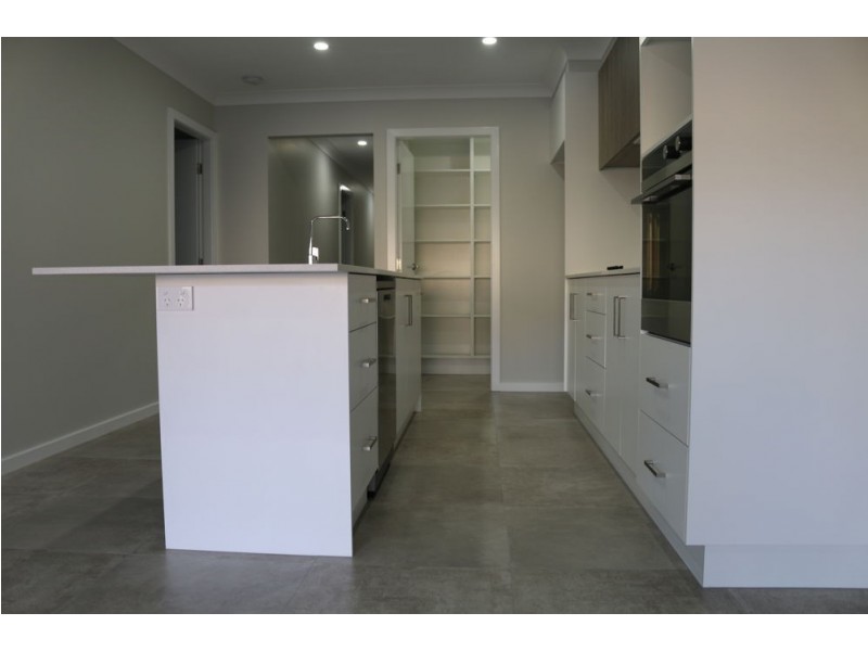 44a Kalulah Avenue, Gorokan NSW 2263