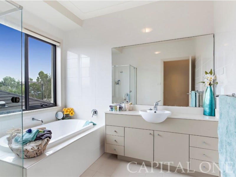 28 Kooindah Boulevard, Wyong NSW 2259