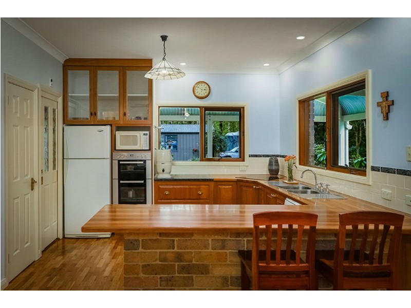 3 Francis Byrnes Road, Jilliby NSW 2259