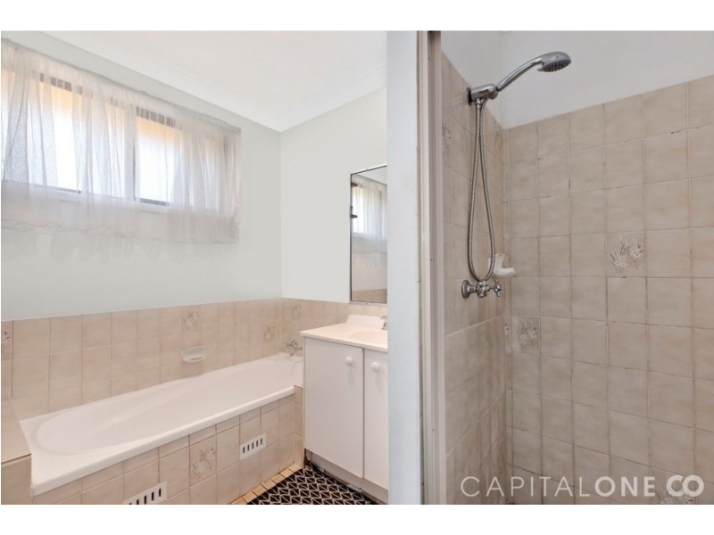 4/4a Canberry Close, Buff Point NSW 2262