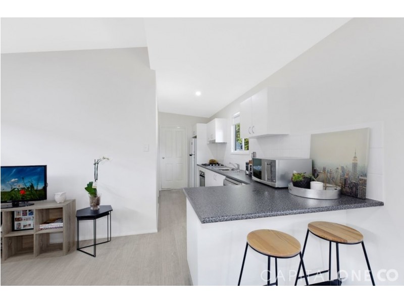 4/4a Canberry Close, Buff Point NSW 2262