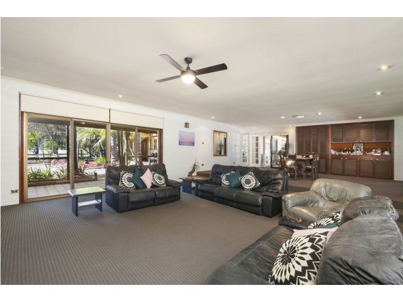 375 Bruce Crescent, Wallarah NSW 2259