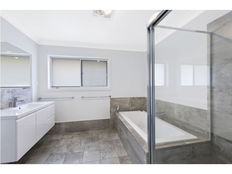 9 Fortune Crescent, Lake Munmorah NSW 2259