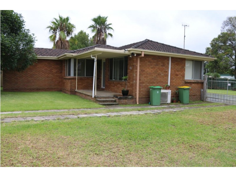 20 Boyce Avenue, Wyong NSW 2259