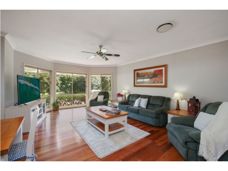 28 Burlington Avenue, Jilliby NSW 2259