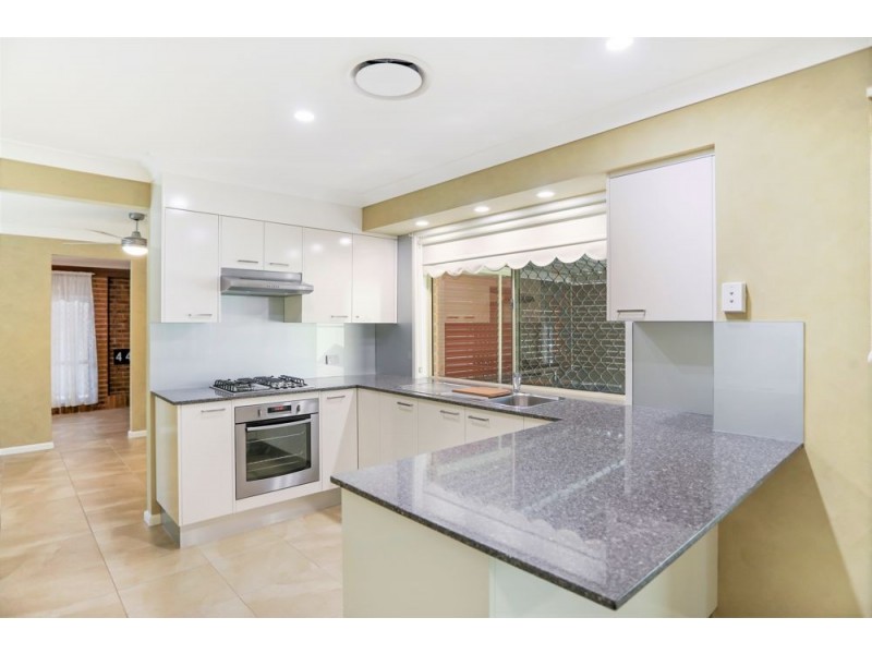 11 Augusta Close, Watanobbi NSW 2259