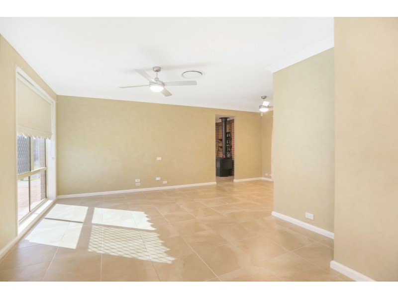 11 Augusta Close, Watanobbi NSW 2259