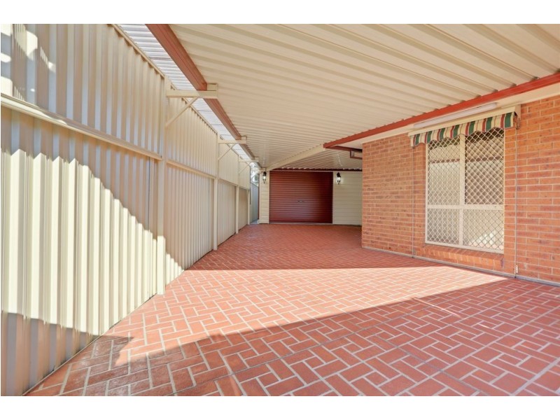 11 Augusta Close, Watanobbi NSW 2259