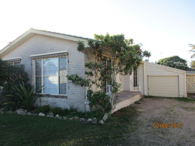 8 Beulah Rd, Noraville NSW 2263