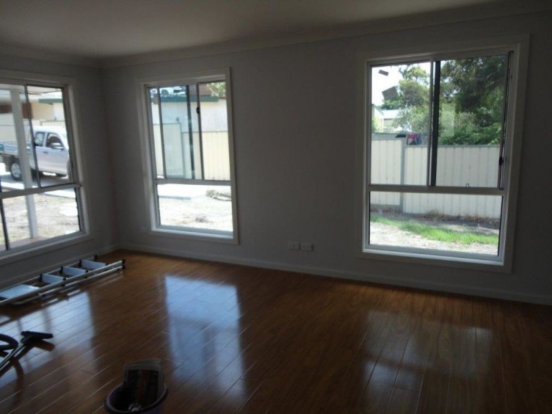 1a Woodlawn Drive, Budgewoi NSW 2262