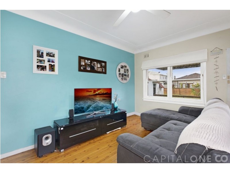 35 Wall Road, Gorokan NSW 2263