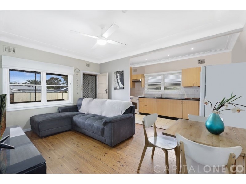 35 Wall Road, Gorokan NSW 2263