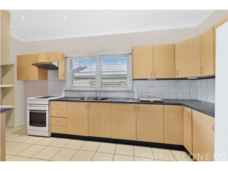 35 Wall Road, Gorokan NSW 2263