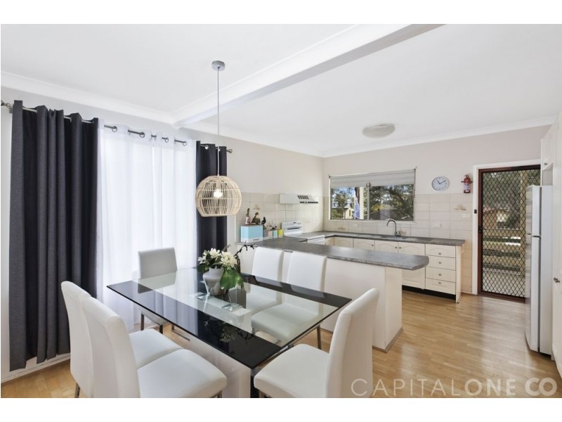 144 Cams Boulevard, Summerland Point NSW 2259