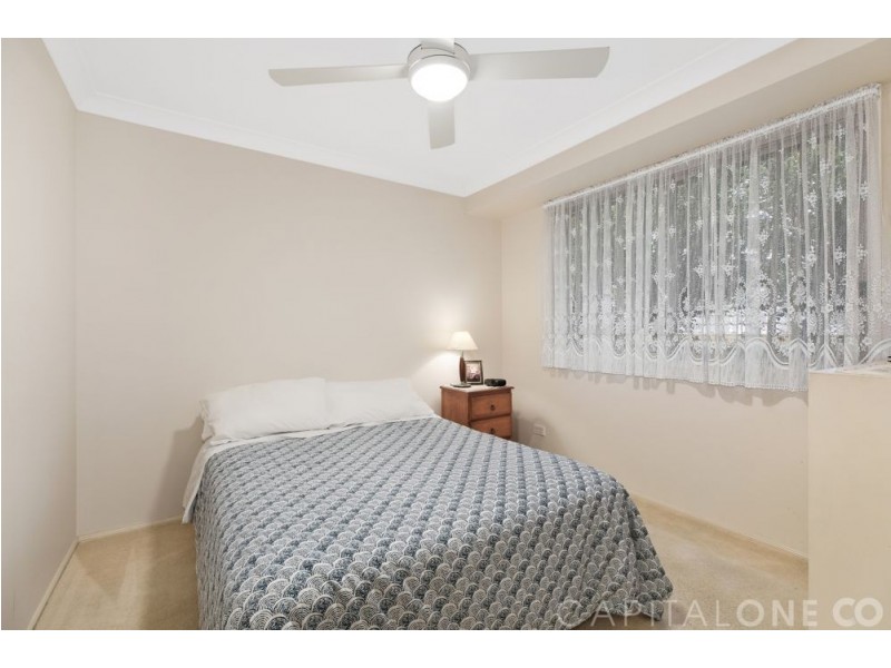 4 Tradewinds Avenue, Summerland Point NSW 2259