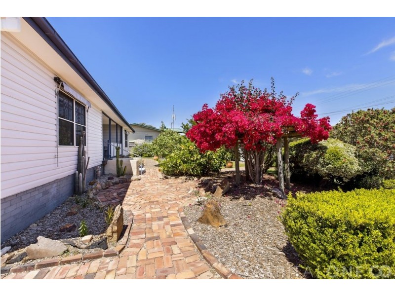 9-11 Pearce Road, Kanwal NSW 2259