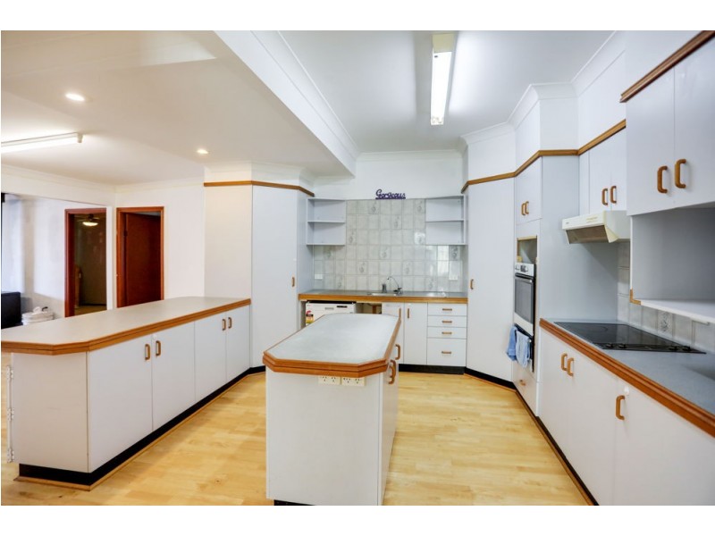 48 Warner Ave, Wyong NSW 2259