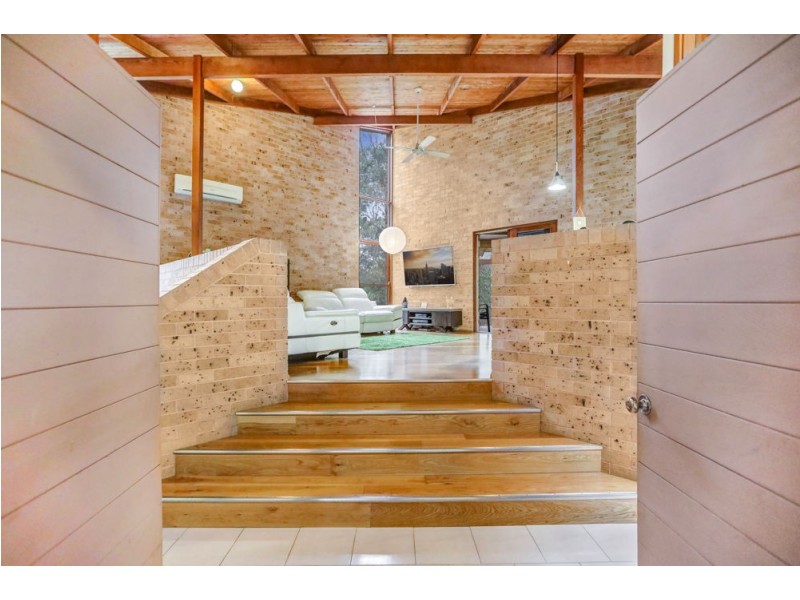20 Treelands Drive, Jilliby NSW 2259