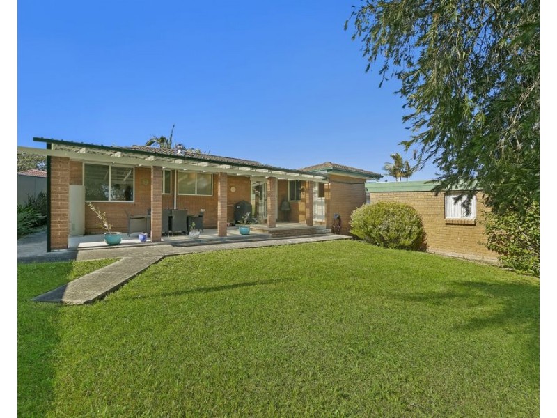 36 Rolfe Avenue, Kanwal NSW 2259